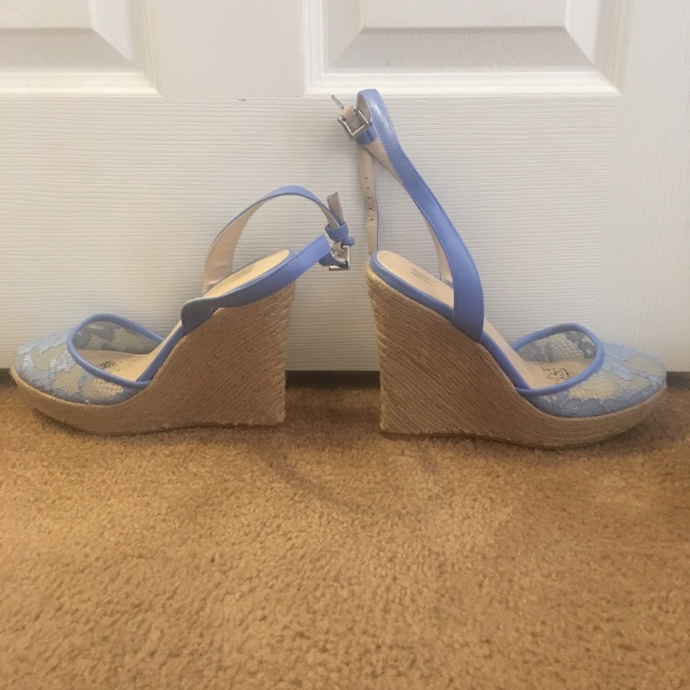 Periwinkle wedges.